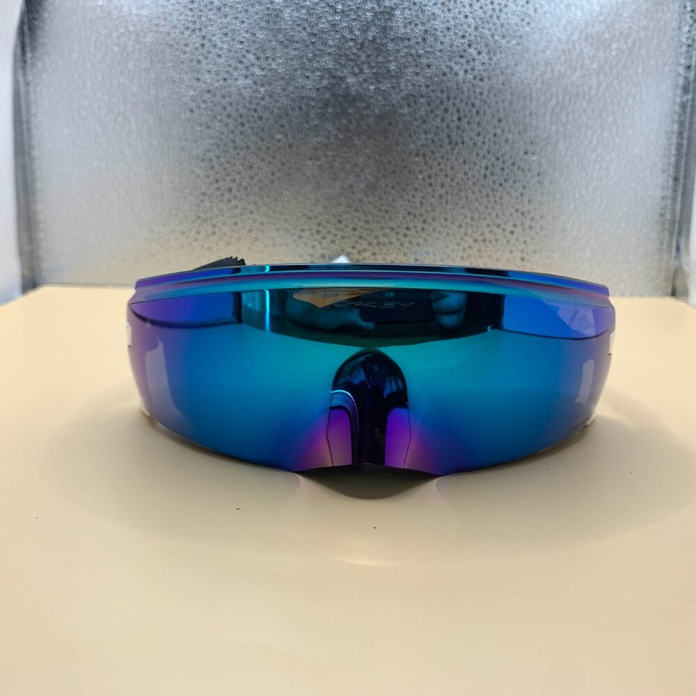 Oakley Kato Blue Prizm Lens White Frame - Picture 3 of 4
